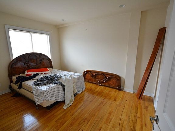 4th image of 3165 Emmons Ave APT 1H