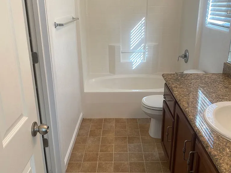 4335 E Murray Ave — Photo 14