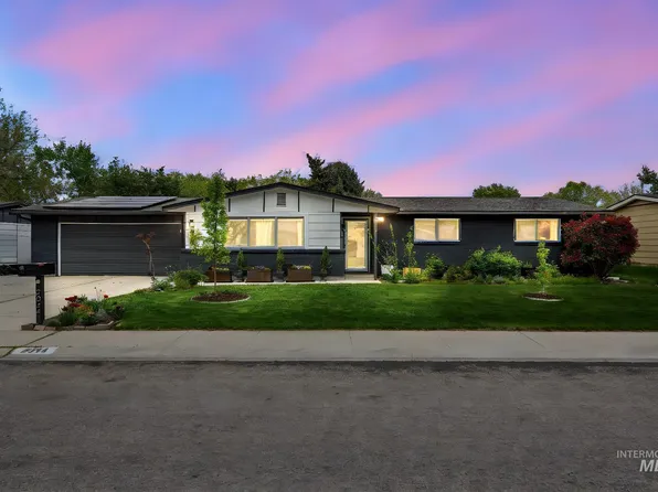 2044 N Fairmeadow Dr, Boise, ID 83704