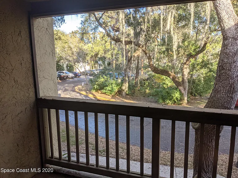 3510 Sable Palm Ln #E — Photo 2