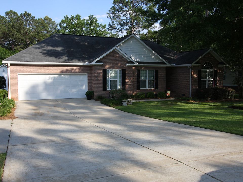 1st image of 145 Fairethorne Dr