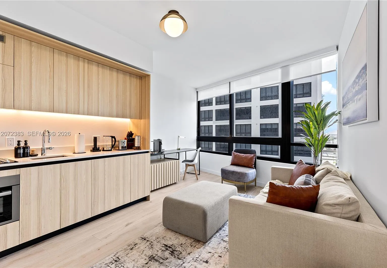 1 bed, 1.0 bath, 558 sqft, $3,400 — Photo 4