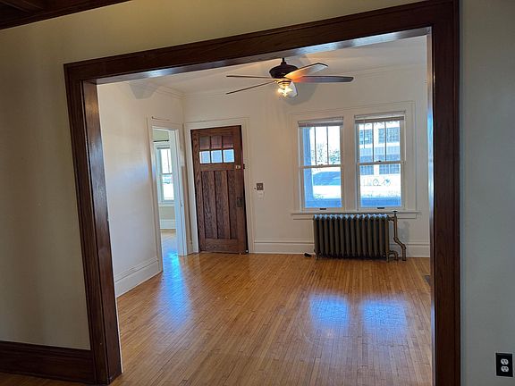 2nd image of 1264 Grand Ave