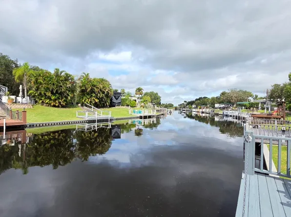 565 WATERWAY DRIVE, RIVER RANCH, FL 33867