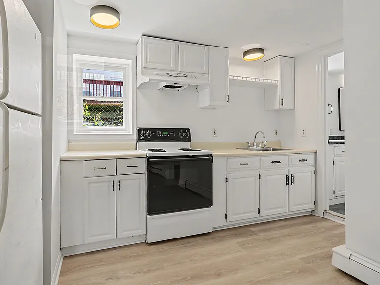 291 Berkeley Rd — Photo 17