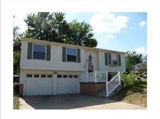 100 Bashford Dr, Coraopolis, PA