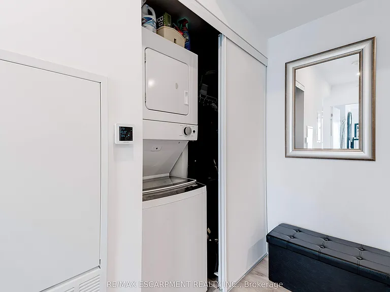 370 Martha St #1707 — Photo 25