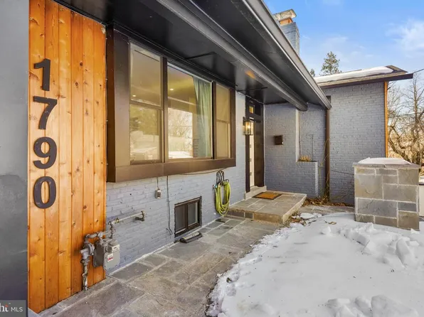 1790 Verbena St NW, Washington, DC 20012