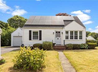 92 Lewis Ave, Somerset, MA 02726
