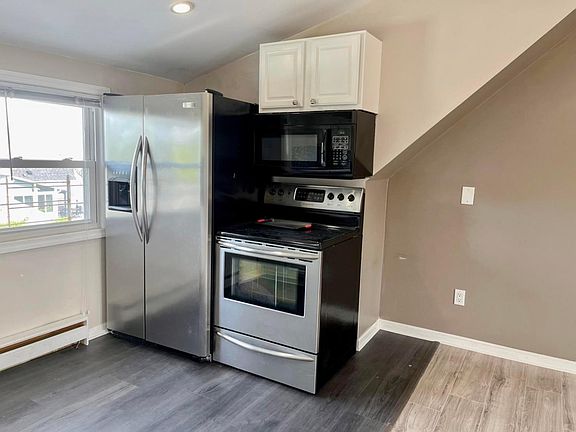 3rd image of 21 Power St Floor 2