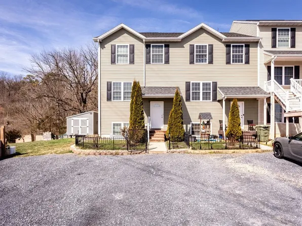3318 Hebron Ct, Harrisonburg, VA 22801