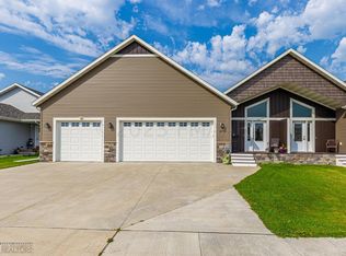2078 11th St W, West Fargo, ND 58078