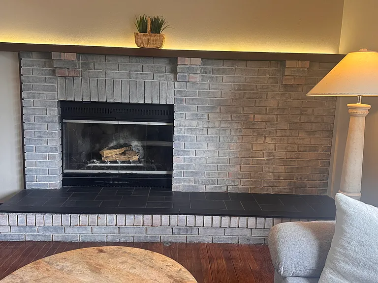 3740 Highcrest Dr — Photo 23