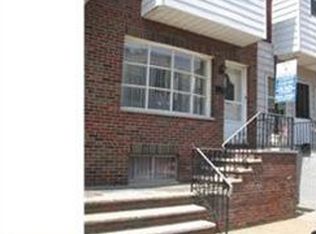 124 Dudley St, Philadelphia, PA 19148