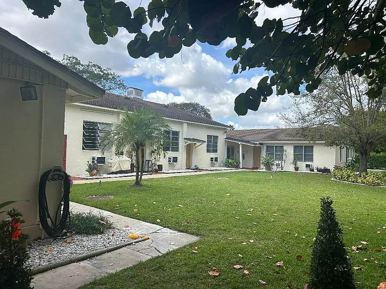 325 NW Spanish River Blvd #4S — Photo 3
