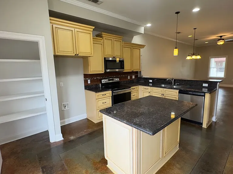 12356 Village Dr — Photo 11