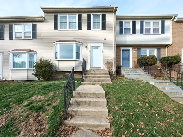 5 Briarstone Ln, Gaithersburg, MD 20877