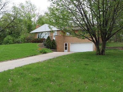 1525 Circle Dr, Burnsville, MN, 55337
