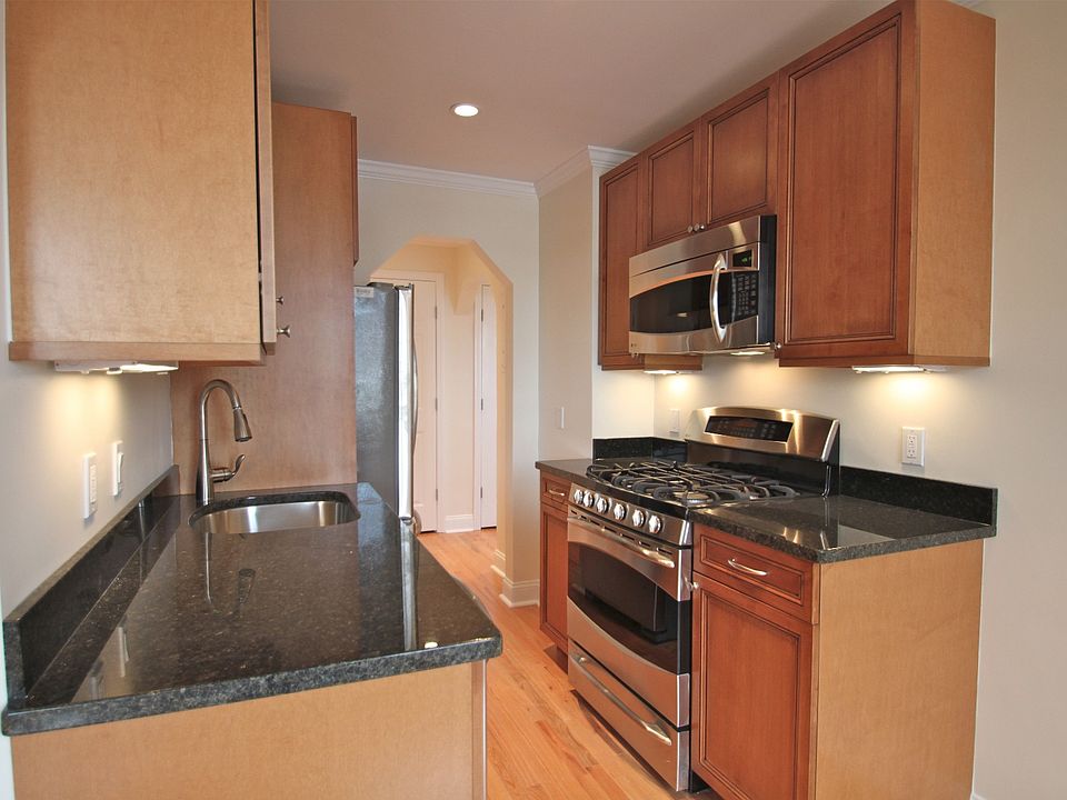 1st image of 61 Brattle St #301