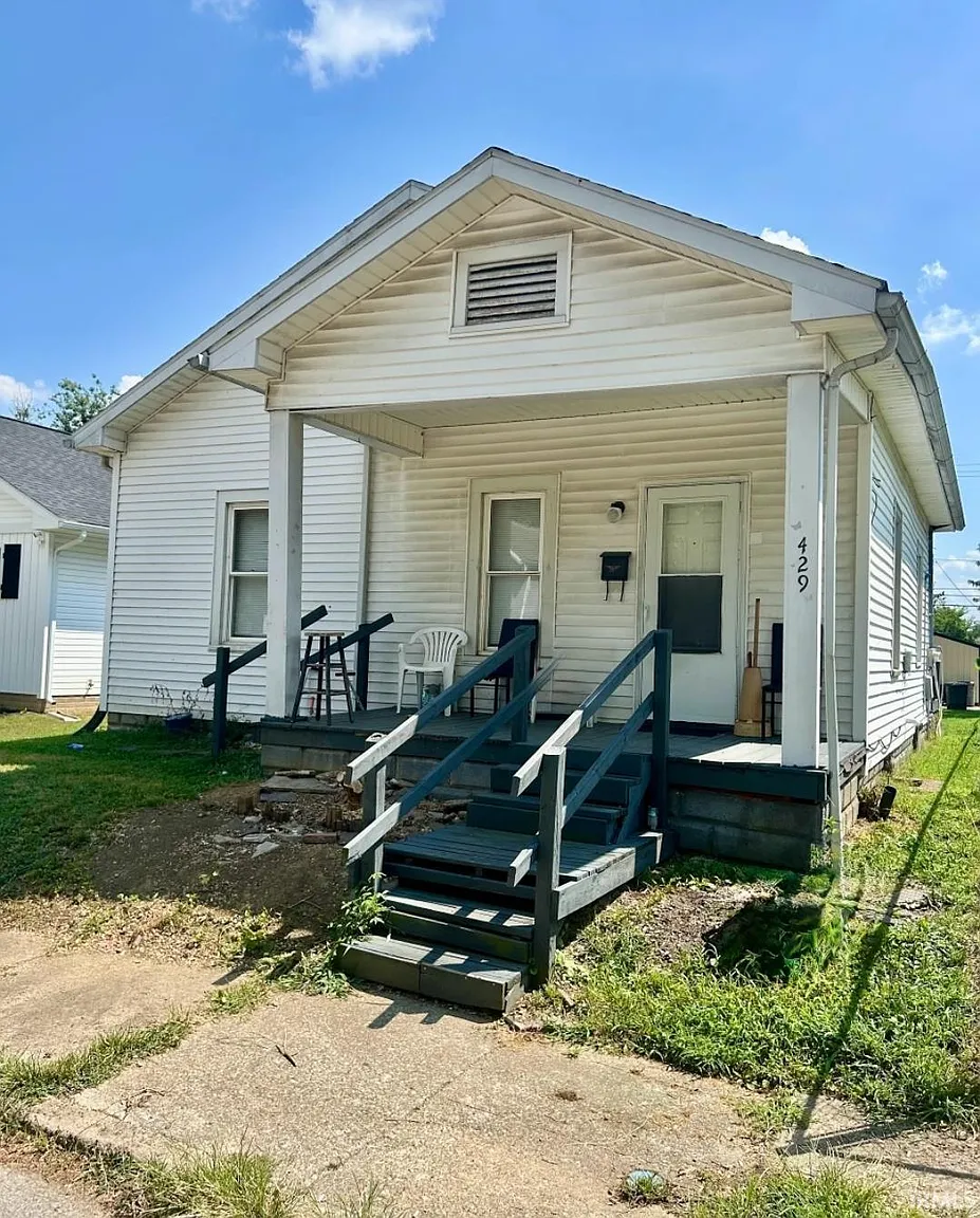 429 Taylor Ave photo 1