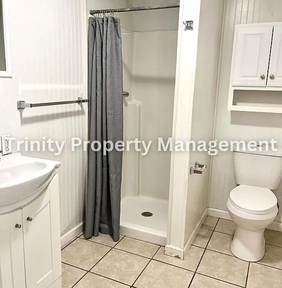 53 Marion St #E — Photo 9