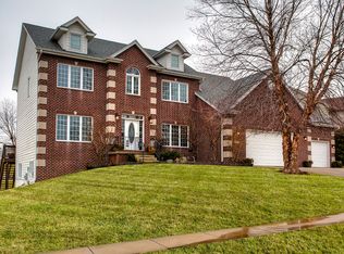 9235 Cowden Dr, Johnston, IA 50131