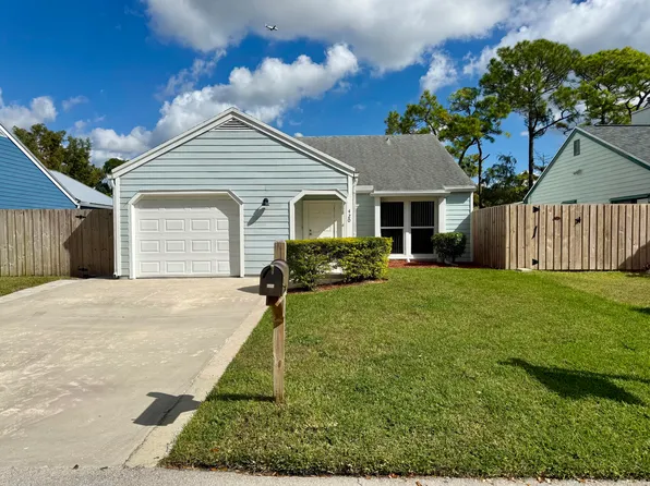 420 Park Forest Way, Wellington, FL 33414