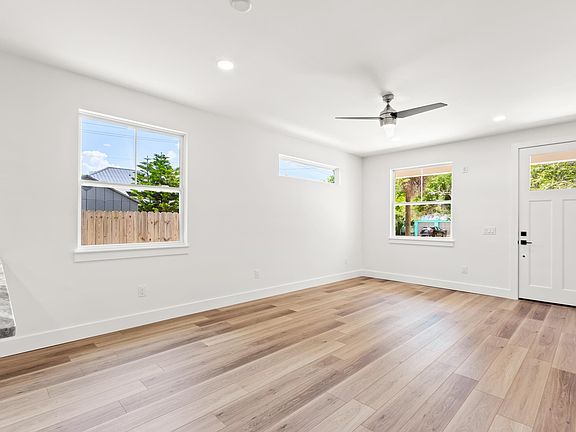 5th image of 29 Sidney St