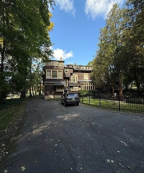 1618 James St #3 — Photo 3