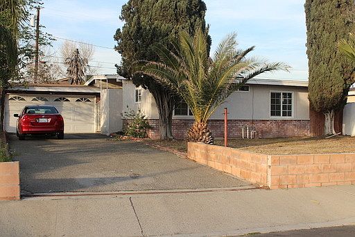 1st image of 16352 Manzanita Dr