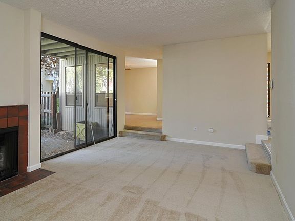 3rd image of 928 Wright Ave APT 801