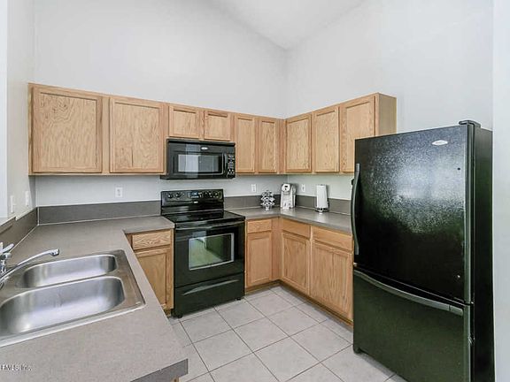 2nd image of 575 Oakleaf Plantation Pkwy Unit 713