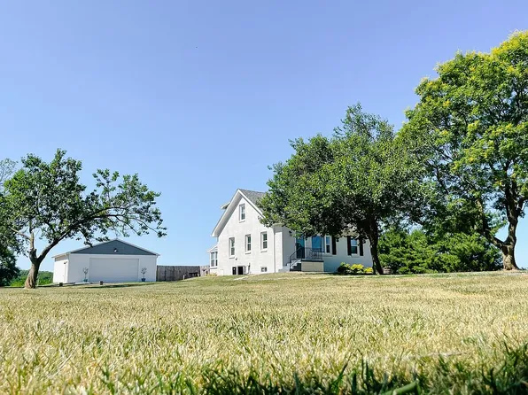 4216 Sherman Rd, Sherman, IL 62684