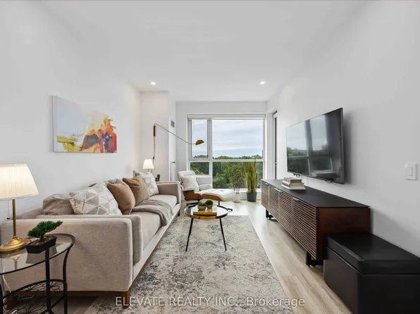 20 Gothic Ave #711, Toronto, ON M6P 1T5