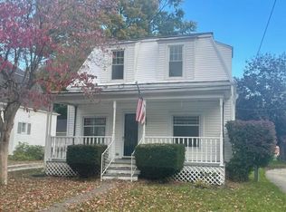 51 E Main St, Seville, OH 44273