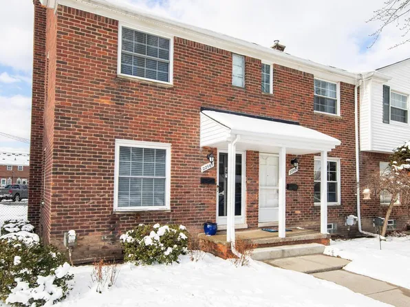 22961 Allen Rd, Saint Clair Shores, MI 48080
