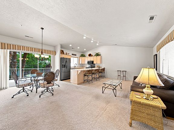 4th image of 1218 W Canyon View Dr #1218
