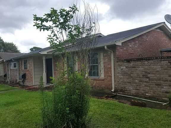 2nd image of 13065 Clarewood Dr