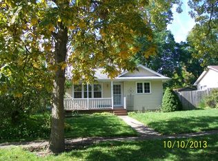 1914 Ezra Ave, Zion, IL 60099