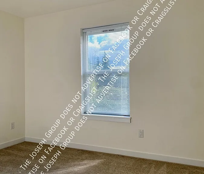 2285 Brome St #C — Photo 20