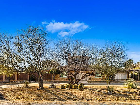 2nd image of 1642 N SAN JUAN CAPISTRANO Drive