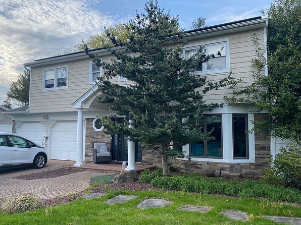 21 Tulipwood Dr
