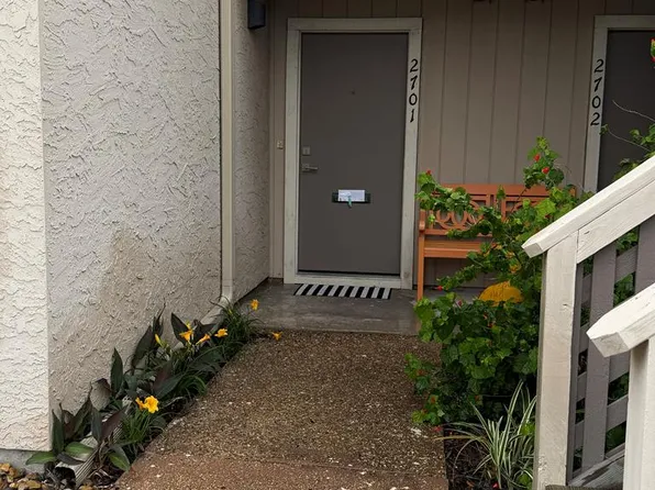 2701 Bayhouse Dr, Rockport, TX 78382