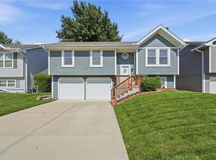 11215 N Marsh Ave, Kansas City, MO 64157