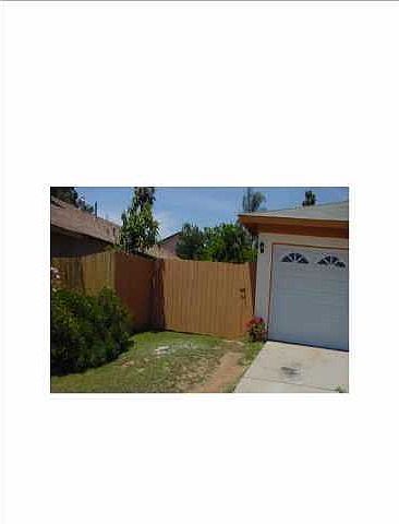1st image of 1542 E Lincoln Ave