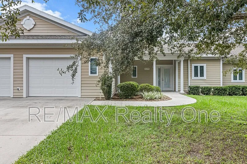 2 bed, 2.0 bath, 2198 sqft, $1,836 — Photo 3
