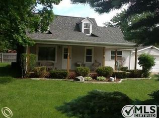 710 W Main St, Pinckney, MI 48169