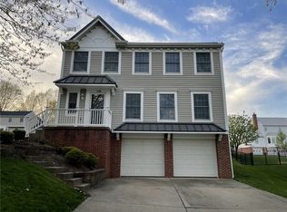 116 Saddlebrook Ln, Canonsburg, PA 15317