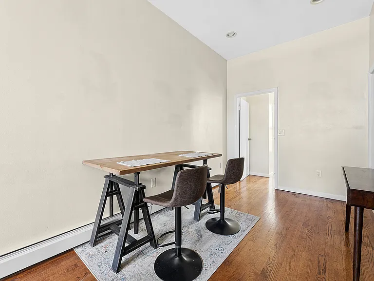 305 W 123rd St #3 — Photo 4