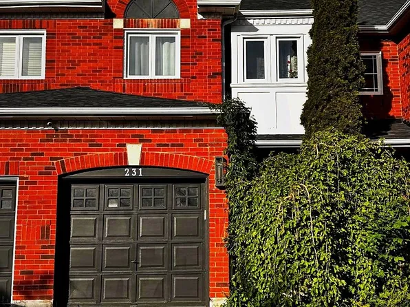 231 Denise Cir, Newmarket, ON L3X 2K2